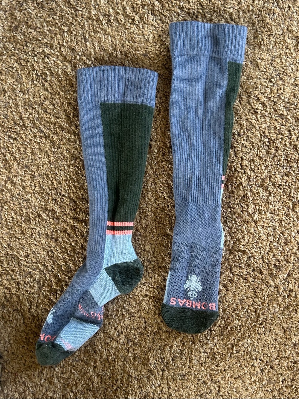 Bombas nearly new medium 20-30 compression socks